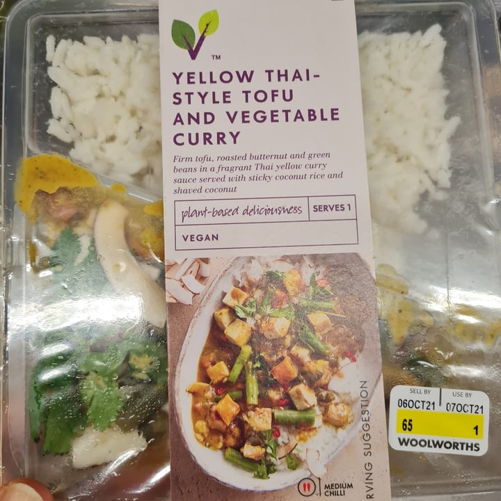 photo of Woolworths Food Yellow Thai-style Tofu and Vegetable Curry shared by @vegankitchensa on  07 Oct 2021 - review