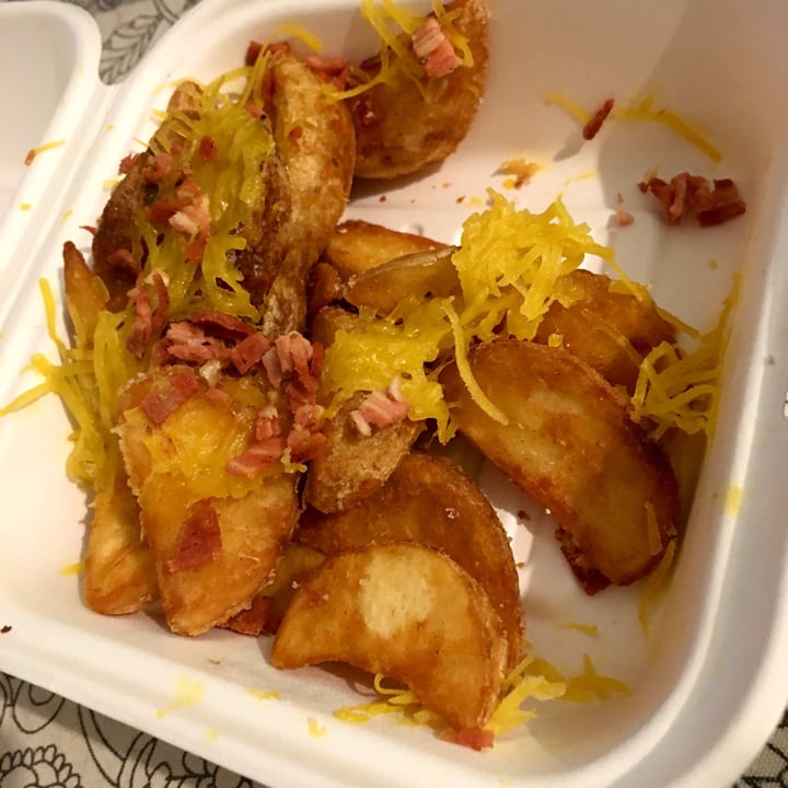 review photo of Veggie Burger Patatas gajo shared by @comocomervegetales on 08 Jan 2021 - review