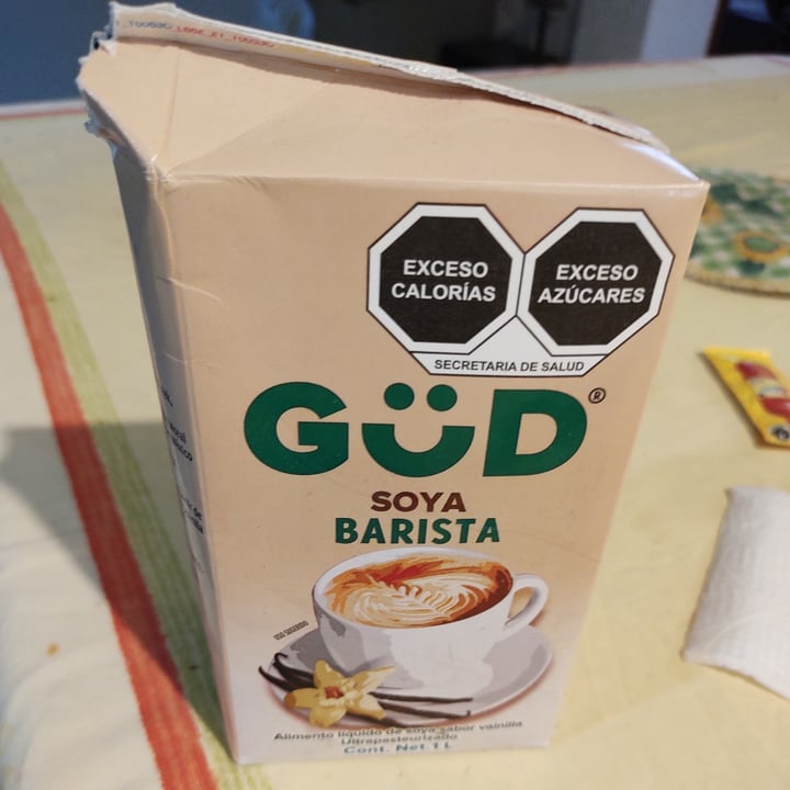 review photo of GüD Barista Alimento Líquido de Soya sabor Vainilla shared by @nayeemoras on 12 Feb 2021 - review