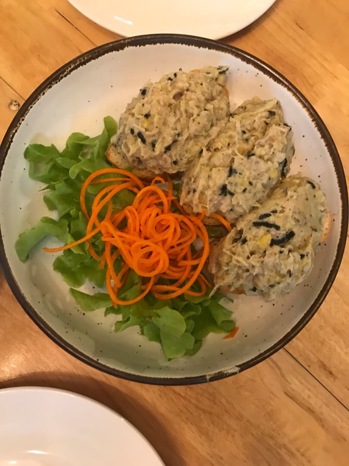 photo of Hua Hin Vegan Cafe & Wine Jackfruit “Tuna Melt” shared by @letusbeheroes on  19 Jul 2019 - review
