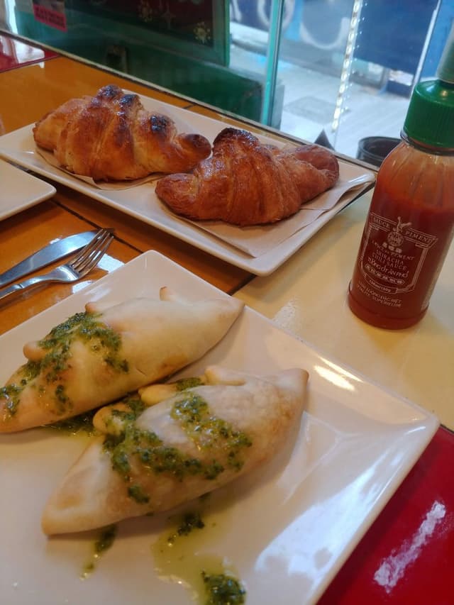 Foto del piatto “Empanada de pollo”
