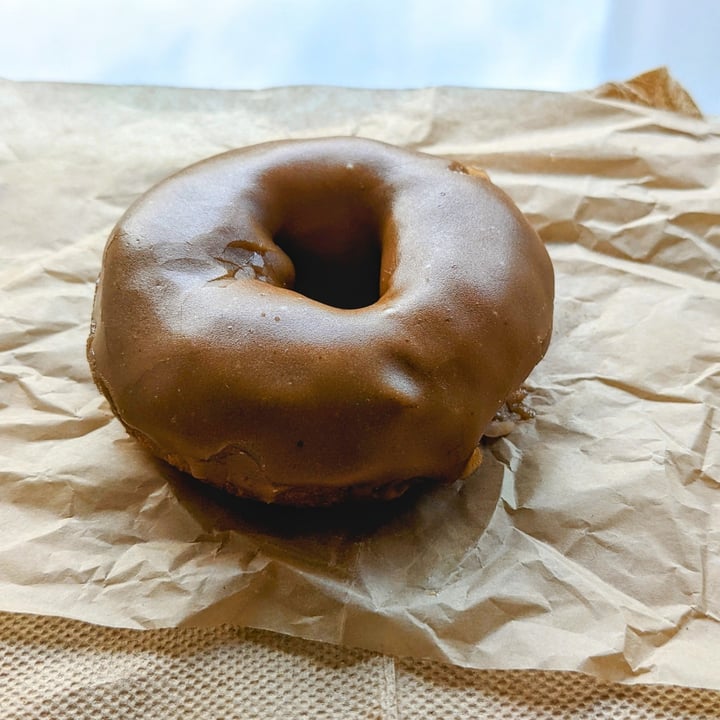 review photo of Whole Foods bakery Maple Donut shared by @zthra on 02 Aug 2022 - review