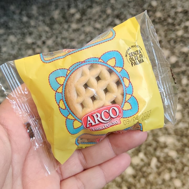 Arco Biscotti Review
