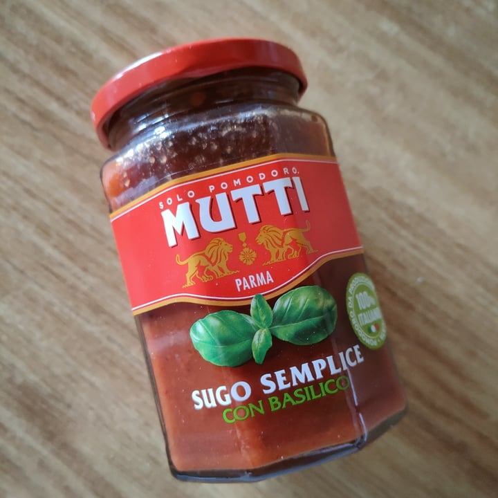 review photo of Mutti Basilic shared by @ariannabrtp on 10 Oct 2022 - review