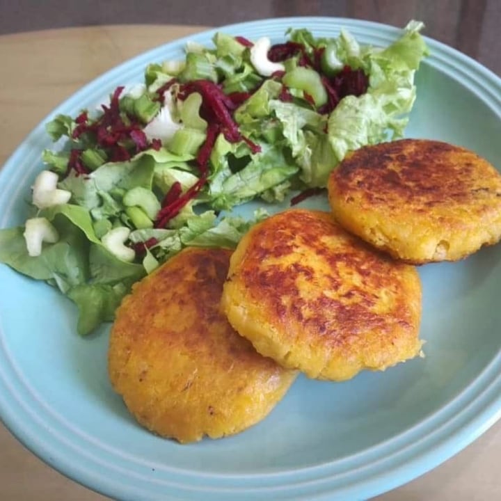 review photo of Veganites Croquetas de garbatun shared by @ivvieyra on 11 Jan 2021 - review