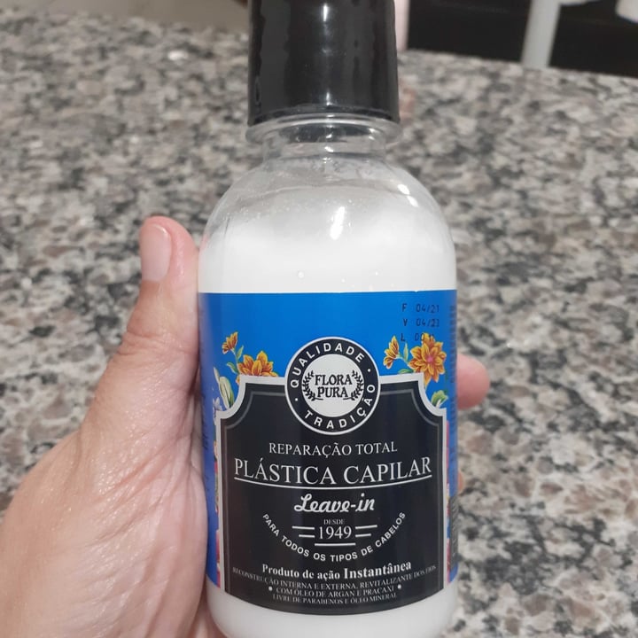 photo of Flora Pura Leave-in Plástica Capilar shared by @monicalima on  06 May 2022 - review