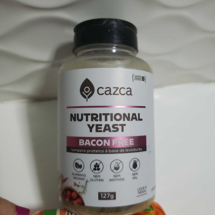 review photo of Cazca Nutritional Yeast Bacon Free shared by @malbuquerque on 28 Apr 2022 - review