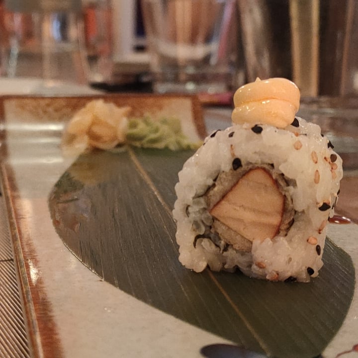 review photo of Ristorante Long Jin di Yu Nana Tempera tofu uramaki shared by @nodaieh on 07 Apr 2022 - review