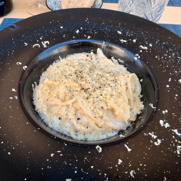 photo of Cavò Bistrot Cacio e pepe vegan shared by @labohemienne on  23 Oct 2022 - review