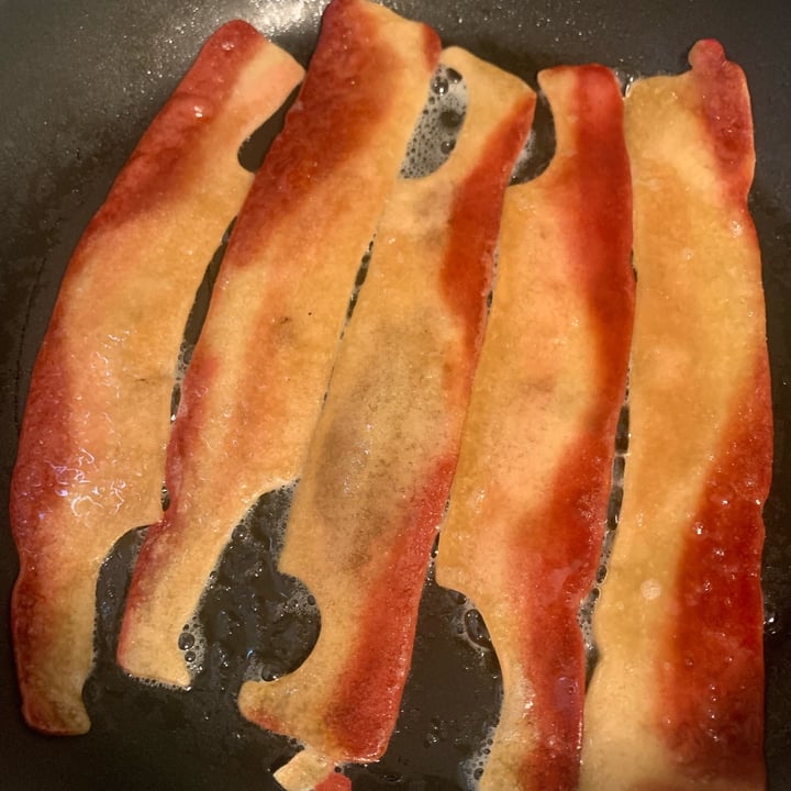 review photo of Hooray Foods Plant-based Bacon shared by @ellieangel on 21 Aug 2022 - review