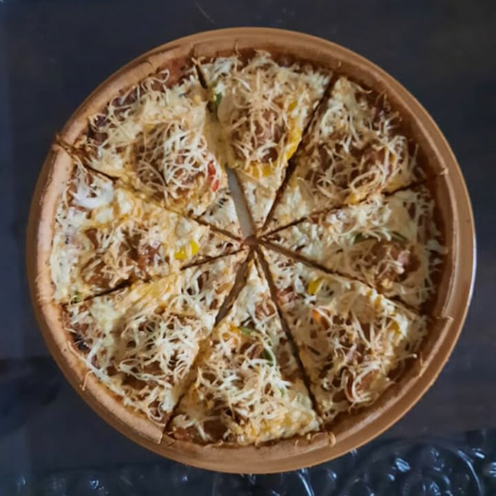review photo of Rare Earth - The Organic Store Vegan Pizza shared by @mumbaianimalsave on 05 Sep 2020 - review