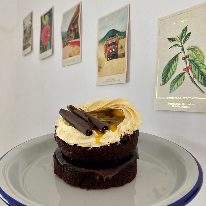 photo of Chök The Chocolate Kitchen Mini Tarta Vegana Chocolate y Maracuyá shared by @asiayportia on  09 Mar 2021 - review