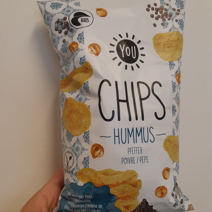review photo of Migros Bio chips Hummus shared by @fralucy on 06 Sep 2022 - review