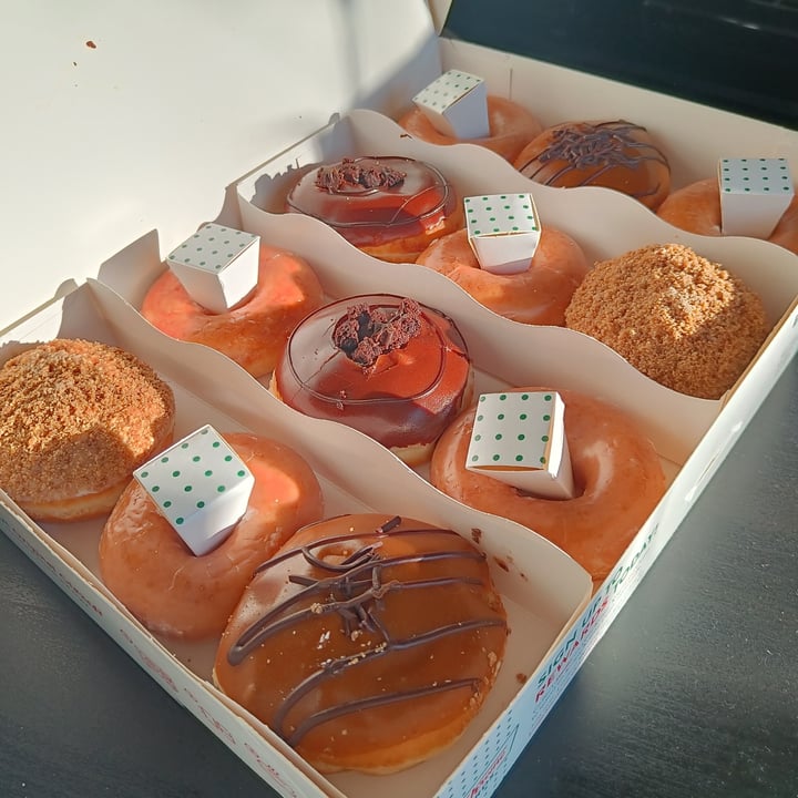 photo of Krispy Kreme Vegan Selection Dozen shared by @vervy on  16 Jan 2022 - review