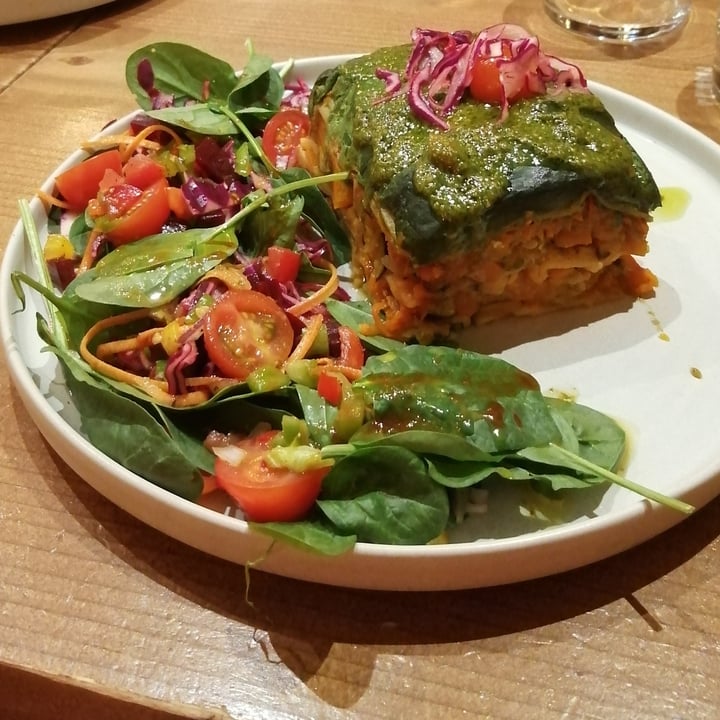 photo of OrganiQ Sant Cugat Lasagna Vegana shared by @lauraag98 on  11 Jul 2021 - review