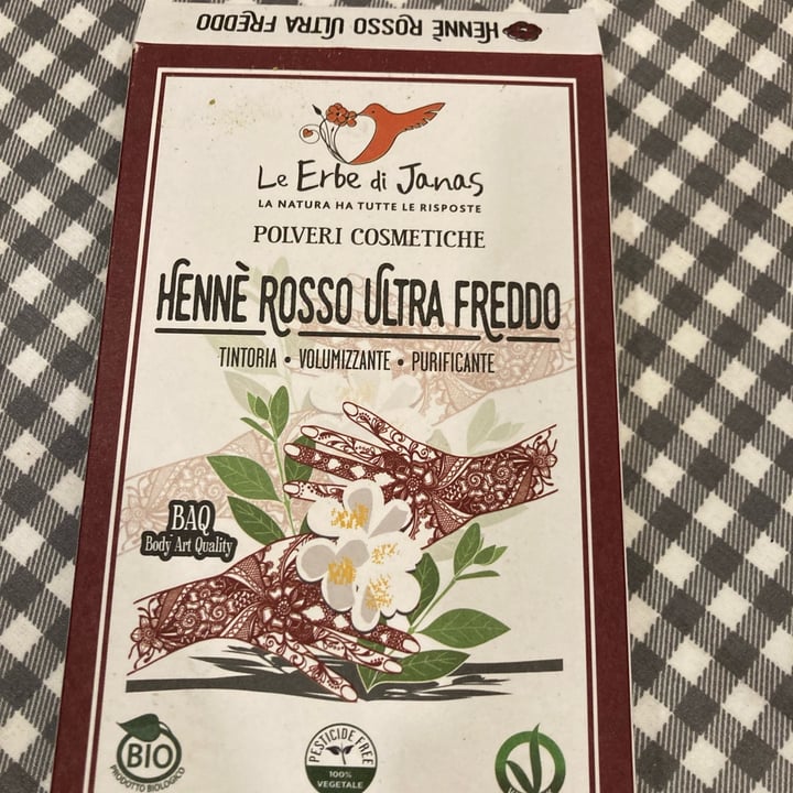 photo of Le Erbe di Janas Henne Rosso Ultra Freddo shared by @valentinaaaaaa on  20 Mar 2022 - review