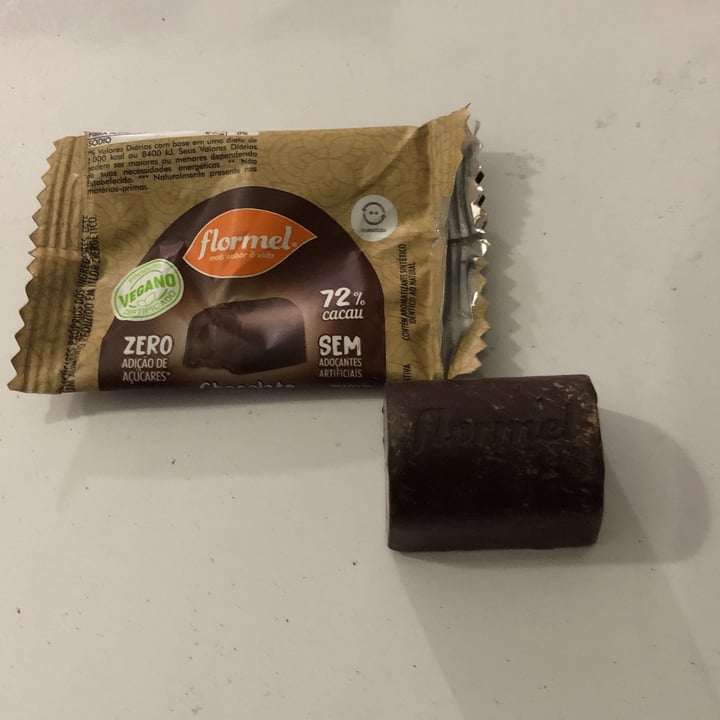 photo of Flormel Chocolate amargo 72% shared by @cir on  12 Nov 2021 - review