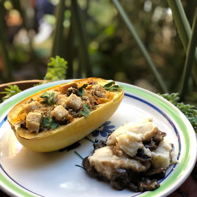 Foto del piatto “Espaueti de calabaza rellaena”