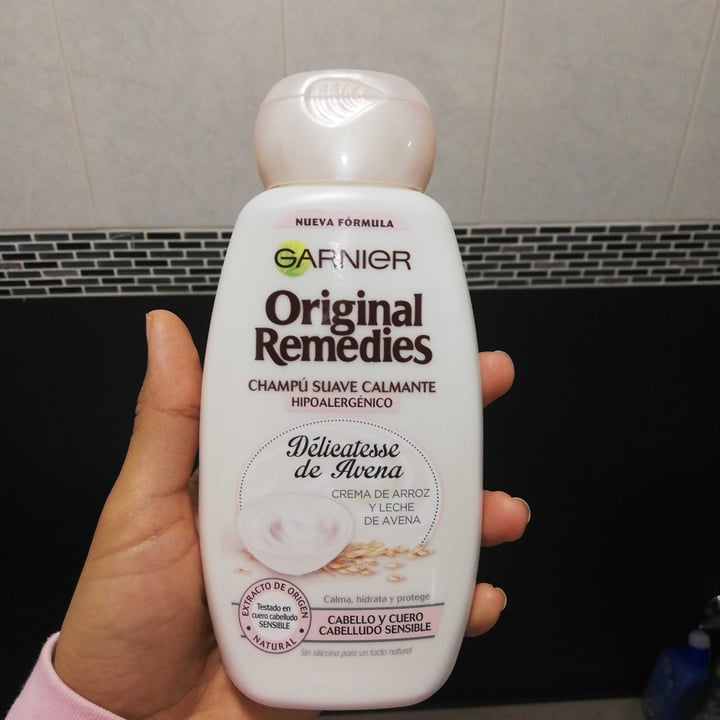 review photo of Garnier Champú suave calmante hipoalergénico shared by @lohanavegana on 06 Apr 2021 - review