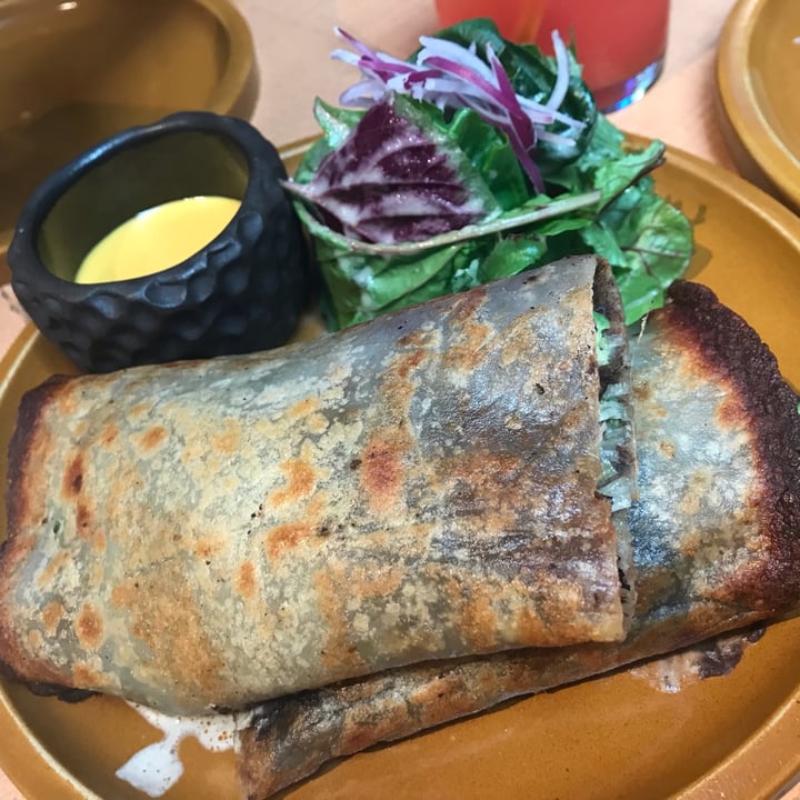 photo of Oleada Plant Based California Burrito shared by @ladybiird on  18 Nov 2021 - review