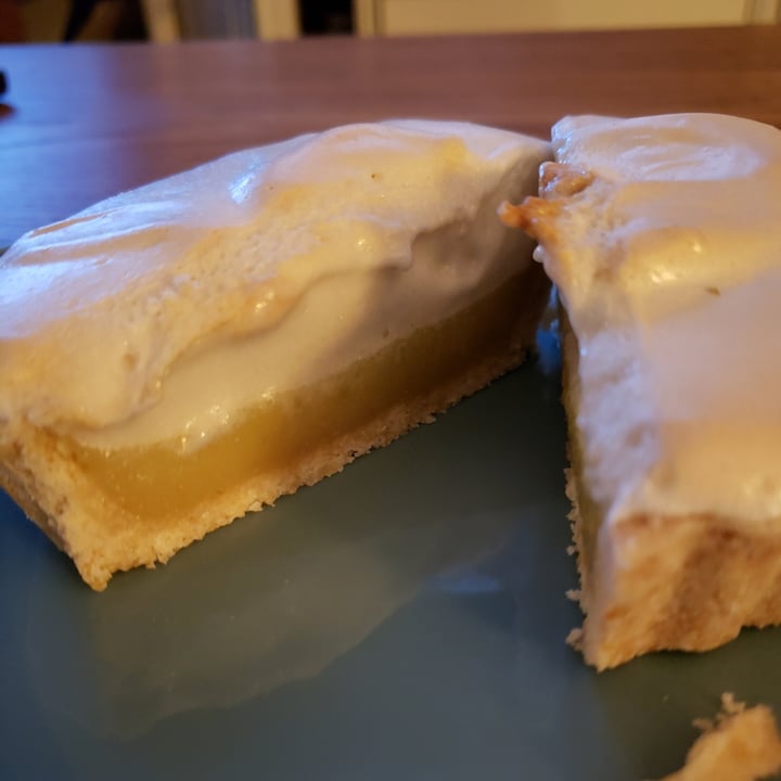 photo of Hark! Cafe Lemon Meringue shared by @jenicalyonclapsaddle on  07 Nov 2021 - review