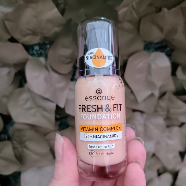 photo of Essence  Fresh & fit foundation shared by @lavandula on  15 Jul 2022 - review