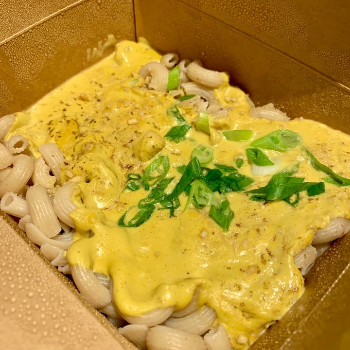 photo of MeeT on Main Mac N Cheez Bowl shared by @veganmacattack on  06 Jan 2021 - review