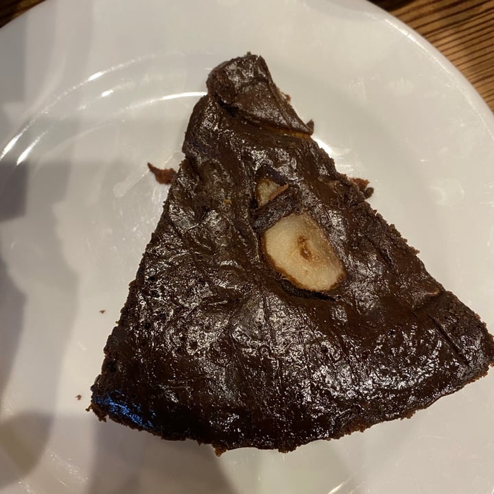 photo of Le Pain Quotidien Torta de cacao, peras y banana shared by @inespressable on  20 Sep 2021 - review