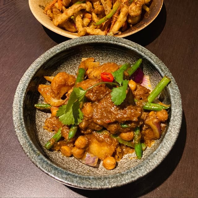 Foto del plato “Rendang with lion mane mushroom”