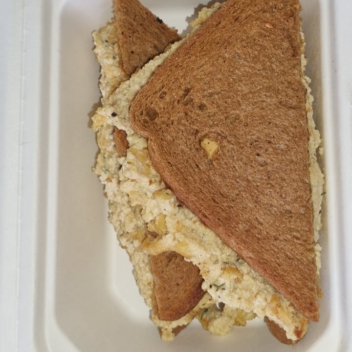 photo of The Fussy Vegan Tofu Mayo sandwich shared by @sunshineyum on  29 May 2022 - review