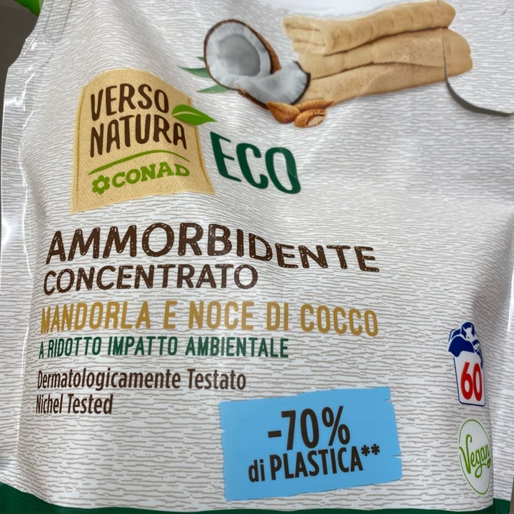 photo of Verso Natura Eco Conad Ammorbidente concentrato mandorla e noce di cocco shared by @roby44 on  17 Jun 2022 - review