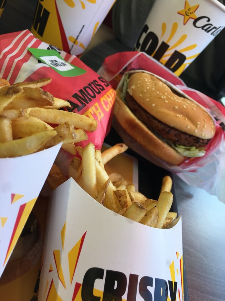 photo of Carl's Jr. Beyond famous star shared by @pacholiarce on  17 May 2019 - review