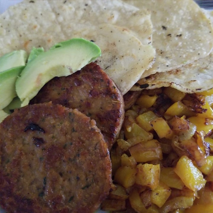 photo of Gardein Breakfast Saus’age Patties Original shared by @missokomichel on  16 May 2020 - review