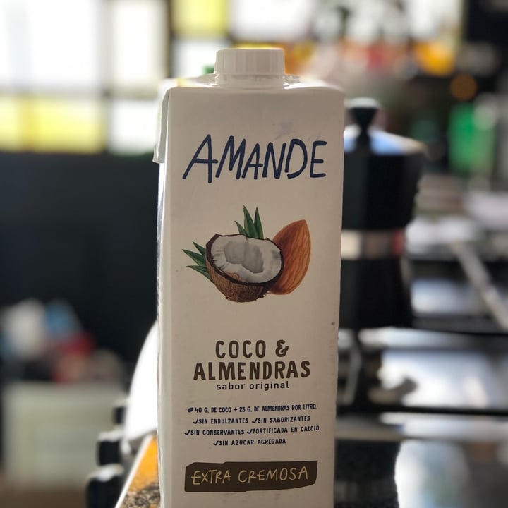 photo of Amande Leche De Coco Y Almendra shared by @celelua on  22 Aug 2021 - review