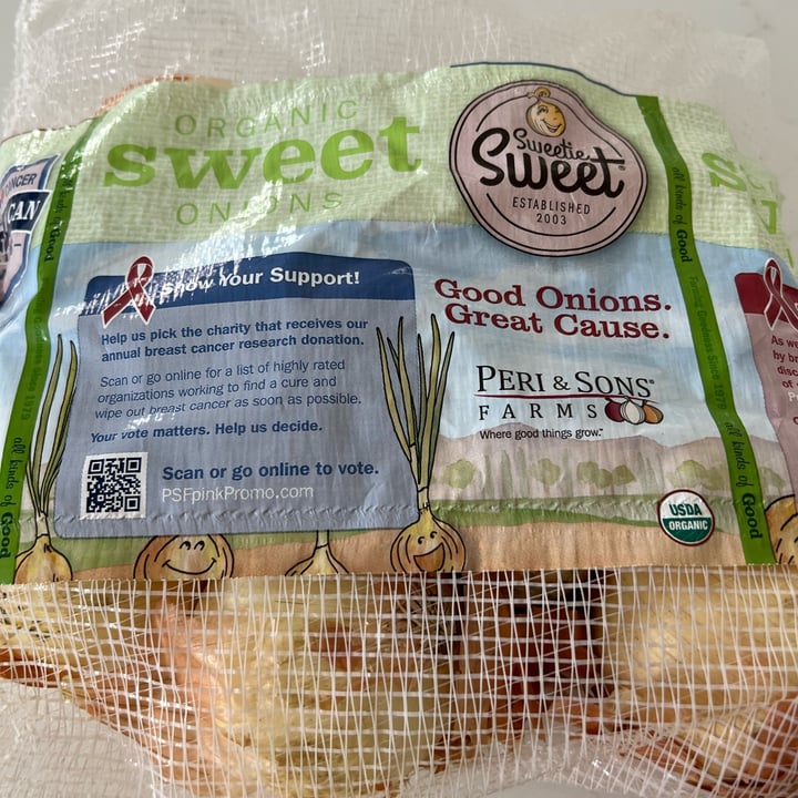 photo of Peri & Sons organic  sweet onions shared by @allycat38 on  14 Nov 2022 - review