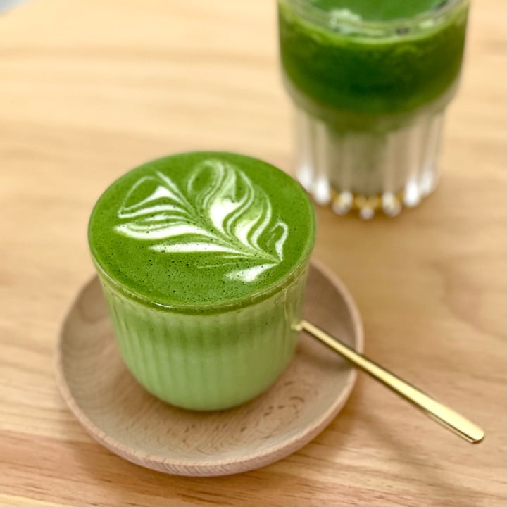 photo of Lilac Oak Matcha oat latte shared by @simhazel on  13 Jan 2022 - review