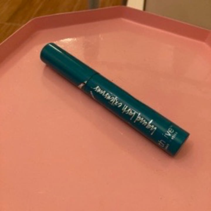 photo of Thrive Causemetics Liquid Lash Extentions Mascara shared by @chasiu on  07 Jun 2020 - review