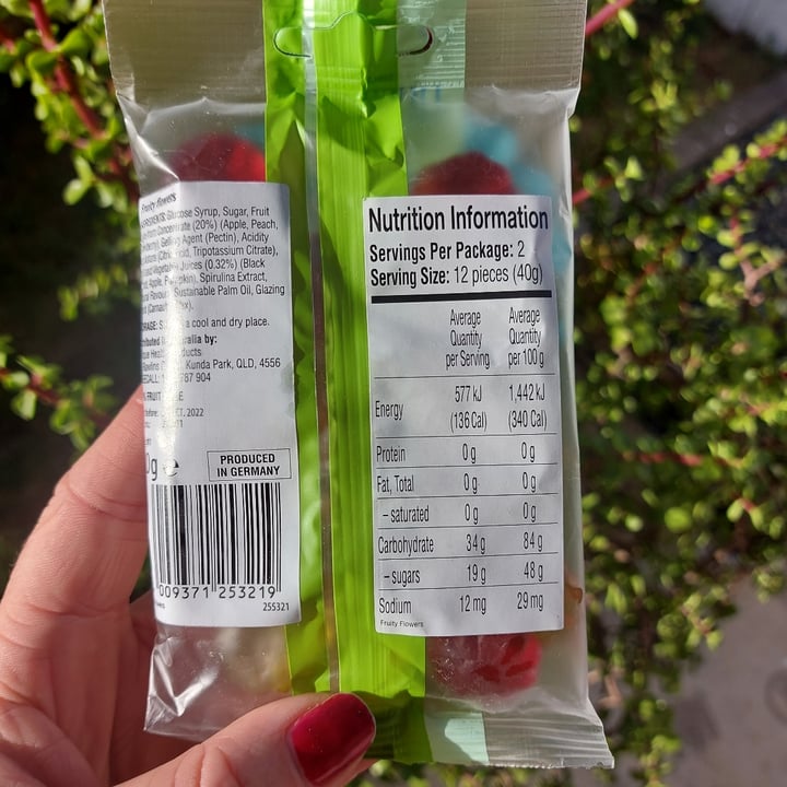 review photo of J. Luehders of Germany Soft candy (Fruity flowers) shared by @romyelise on 22 Jan 2022 - review