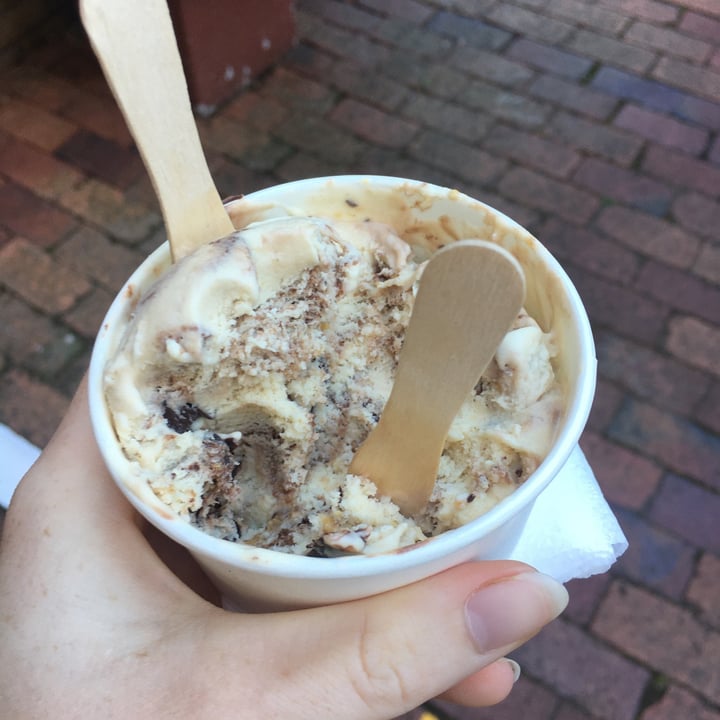 photo of Kristen's Kick-Ass Ice Cream Newlands Vegan Peanut Butter Cups shared by @annabrooke on  22 Jun 2021 - review