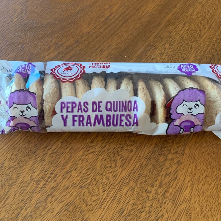 photo of Kiwicha Pepas de Quinoa y Frambuesa shared by @jacquelinechaves on  13 Dec 2021 - review