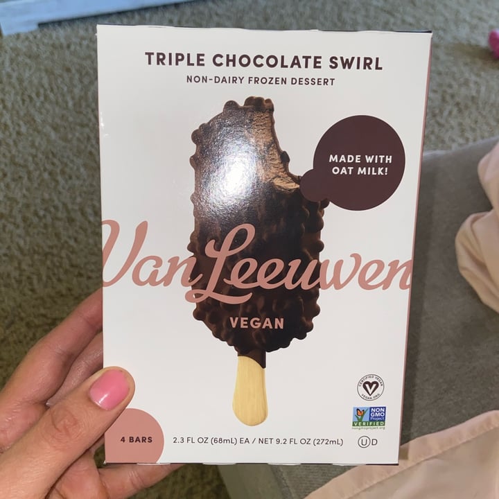 review photo of Van Leeuwen Triple chocolate swirl shared by @jacquevegan on 27 May 2022 - review