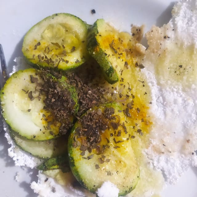 Photo du plat “tapioca com recheio de abobrinha”