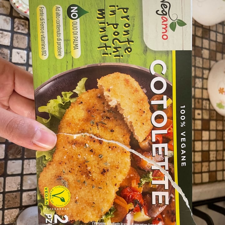 photo of Vegamo Cotolette Vegane Surgelate shared by @ariannac01 on  12 Jul 2022 - review