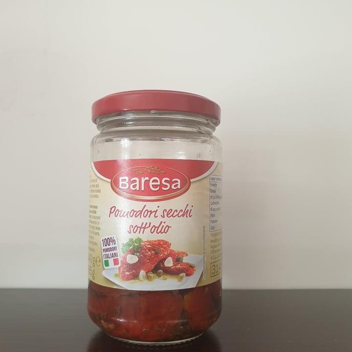 photo of Baresa Pomodori Secchi shared by @signoragovegan on  04 Apr 2021 - review