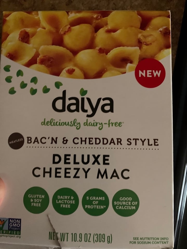 review photo of Daiya Bacon and Cheddar Deluxe Cheezy Mac shared by @sg1994 on 22 Dec 2019 - review