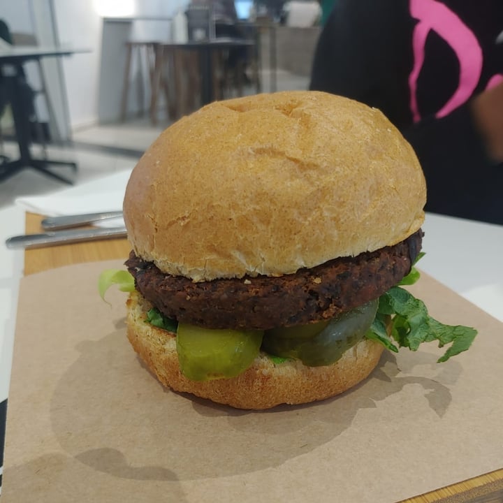 photo of KAUAI No Bull Burger shared by @demxnthekid on  30 May 2021 - review