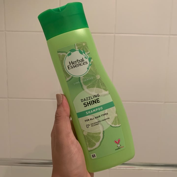 photo of Herbal Essences Dazzling Shine shampoo shared by @annika-m on  14 Sep 2022 - review