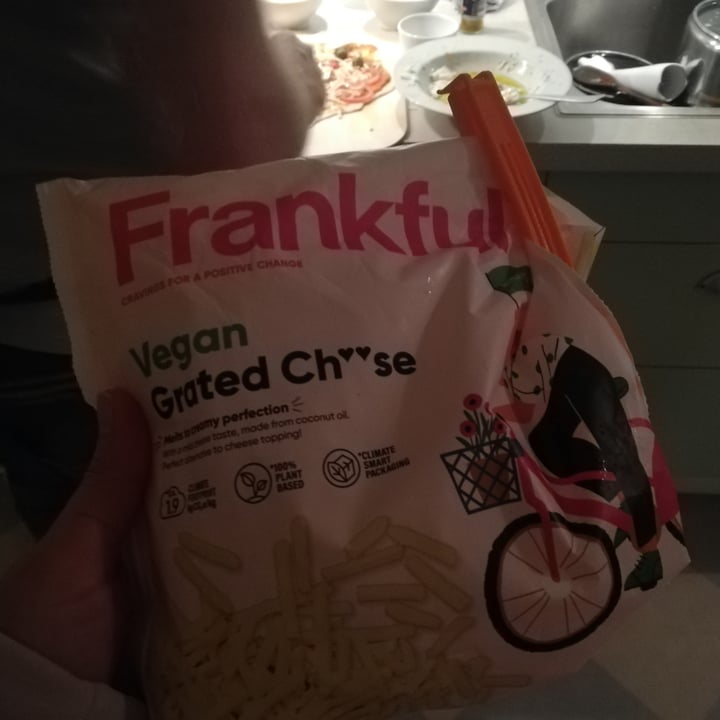 review photo of Frankful Frankful Vegan grated ch**se shared by @evaj on 09 Jan 2021 - review