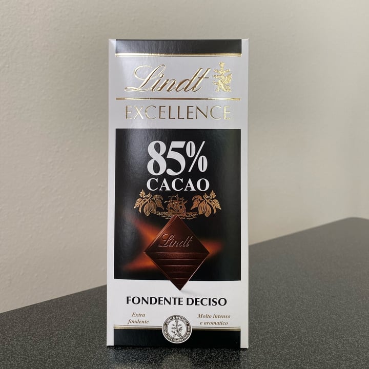 photo of Lindt Cioccolato Fondente 85% shared by @gaaia on  14 Mar 2022 - review