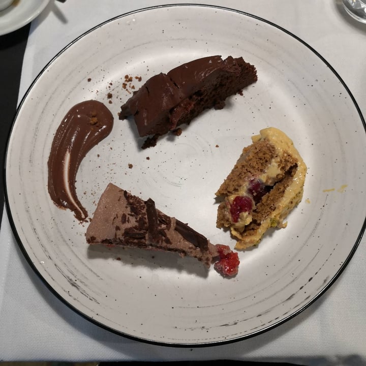 photo of La Colubrina Assaggio di dolci shared by @cicciopasticcio on  26 Nov 2022 - review